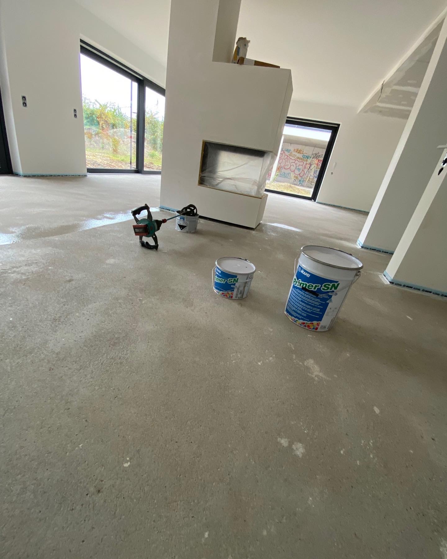 4A2CD89C-B9DB-483C-A703-DCC074B4949A