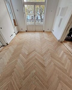 5E645208-3374-4559-ACF7-2C49C688C274