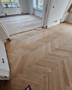 BBE45745-D4B3-497E-BB16-0D53724E1E1D