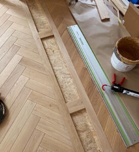 C4280421-0244-447C-AB37-61E447F0A5AF